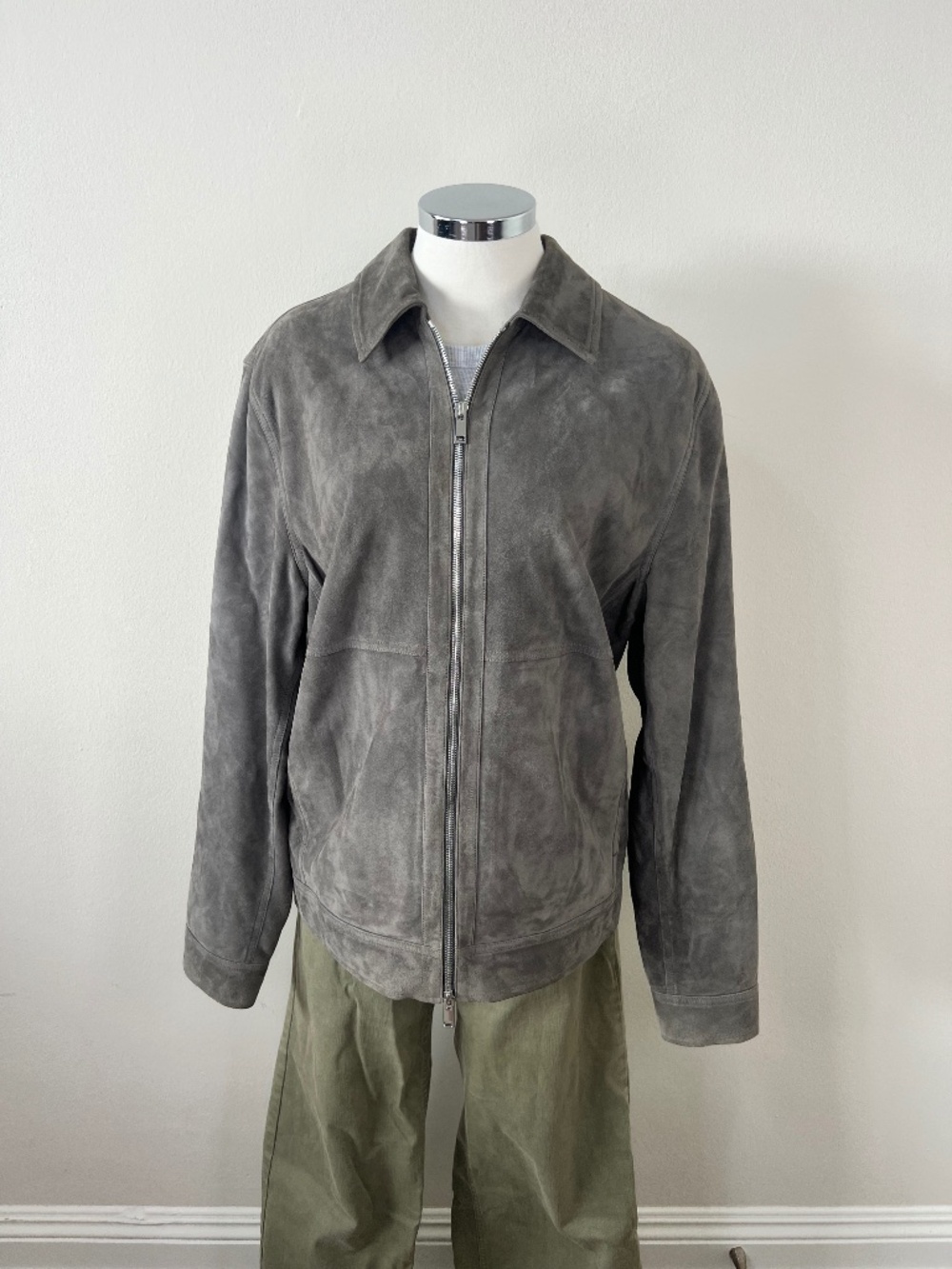 Theory Dustin Gray Lamb Suede Jacket Men’s M Zip Front Leather Minimalist Luxury